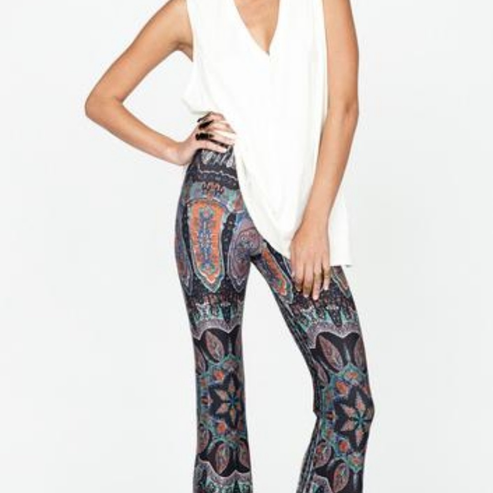 Boho Bell pants - Picture 2 of 2